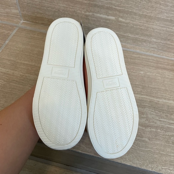 OSHKOSH NWT Girls Size 1 Pink White Slip-on Sneakers Wipe away tech "Brenda" - Picture 5 of 9